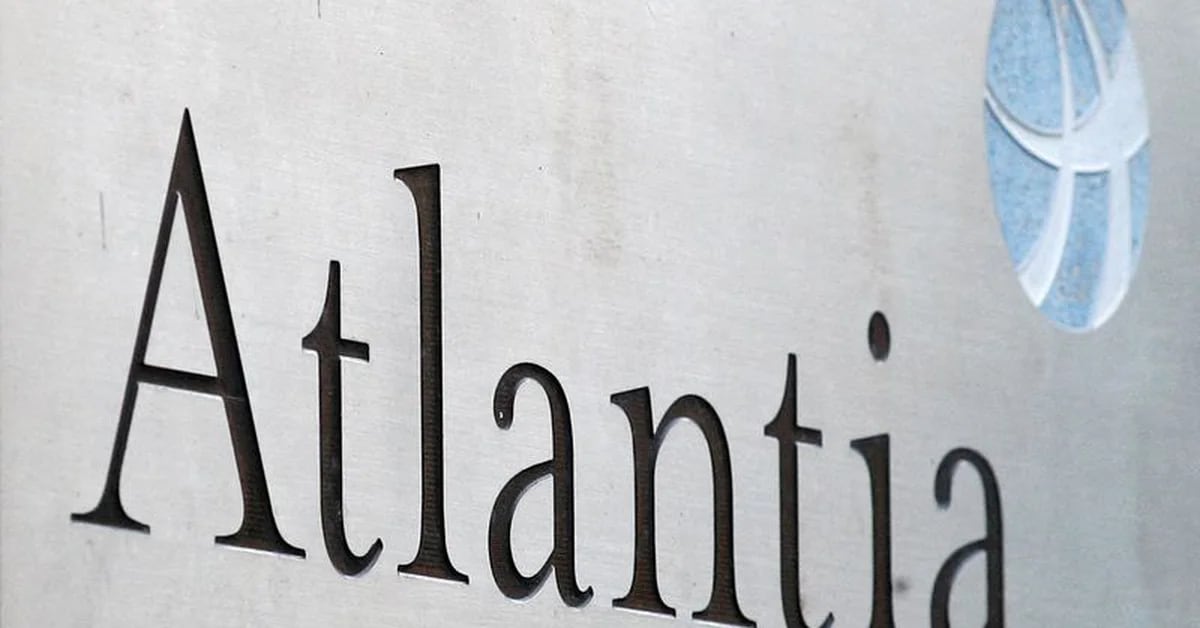 The Benetton and Blackstone launch a takeover bid that values ​​Atlantia at 58,000 million euros