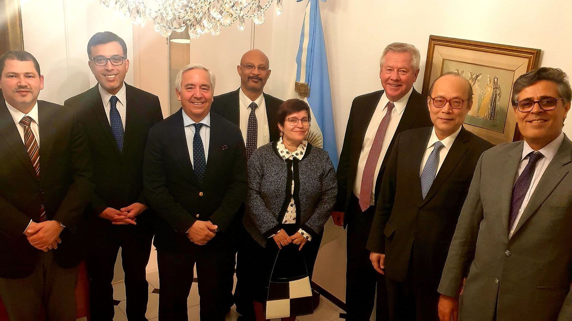 Federico Villegas, diplomatico argentino en la ONU, junto al embajador de Rusia