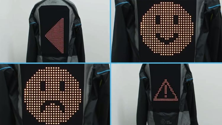 La campera que ideÃ³ Ford tiene un panel LED con emojis y seÃ±ales para que vean los automovilistas.