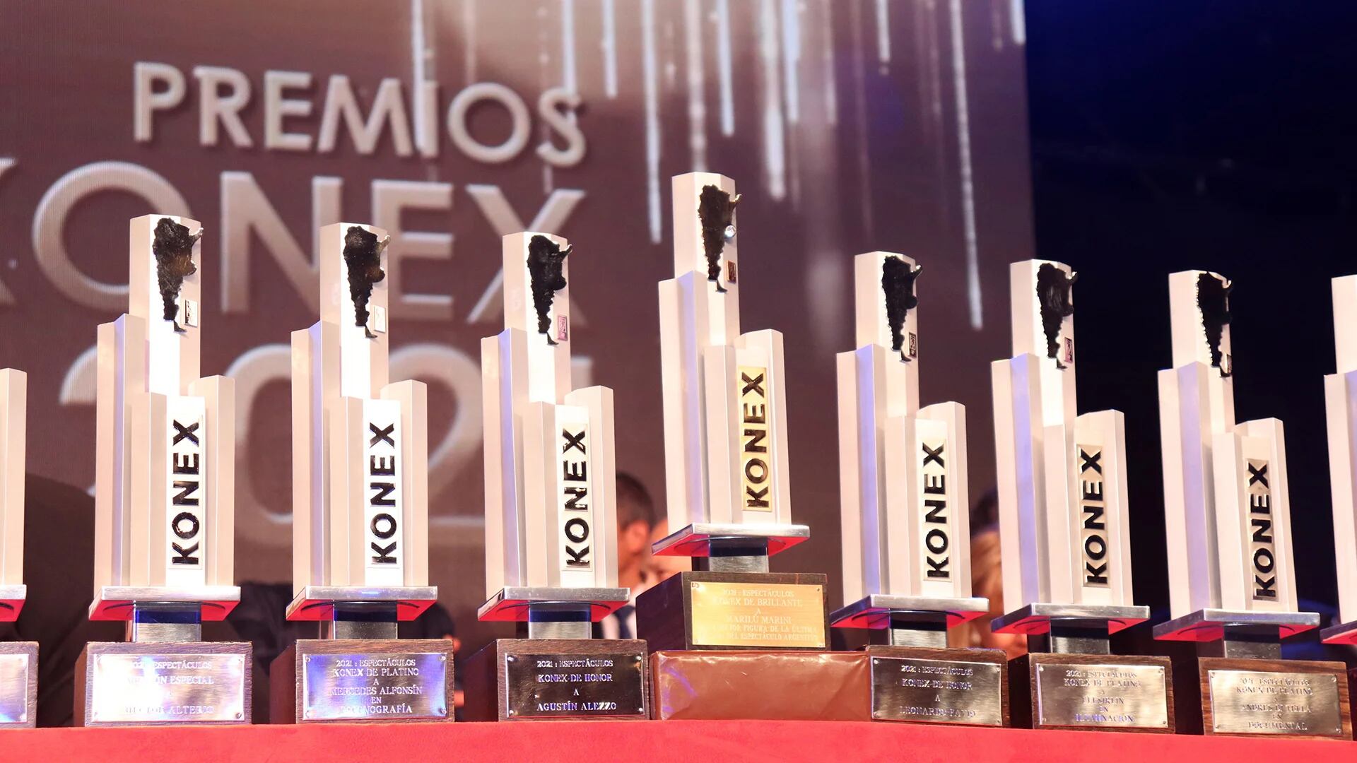 El listado completo de los científicos distinguidos con los premios Konex de Brillante y Platino