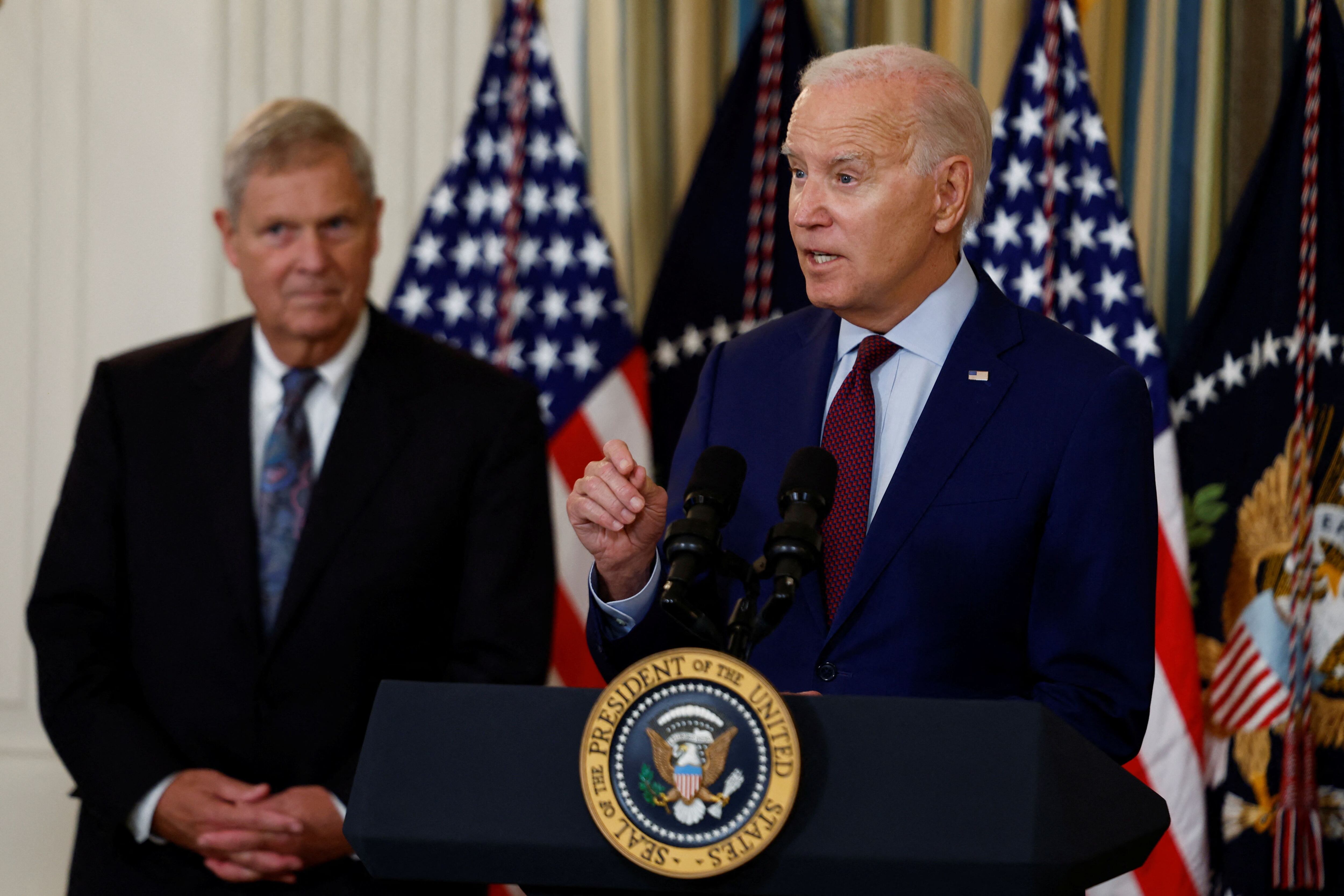 La Administración de Joe Biden ya ha impuesto múltiples sanciones a China por oponerse a brindar datos sobre el funcionamiento del laboratorio (REUTERS)