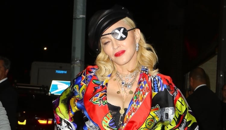 Madonna usa mascarillas faciales en los glúteos (The Grosby Group)