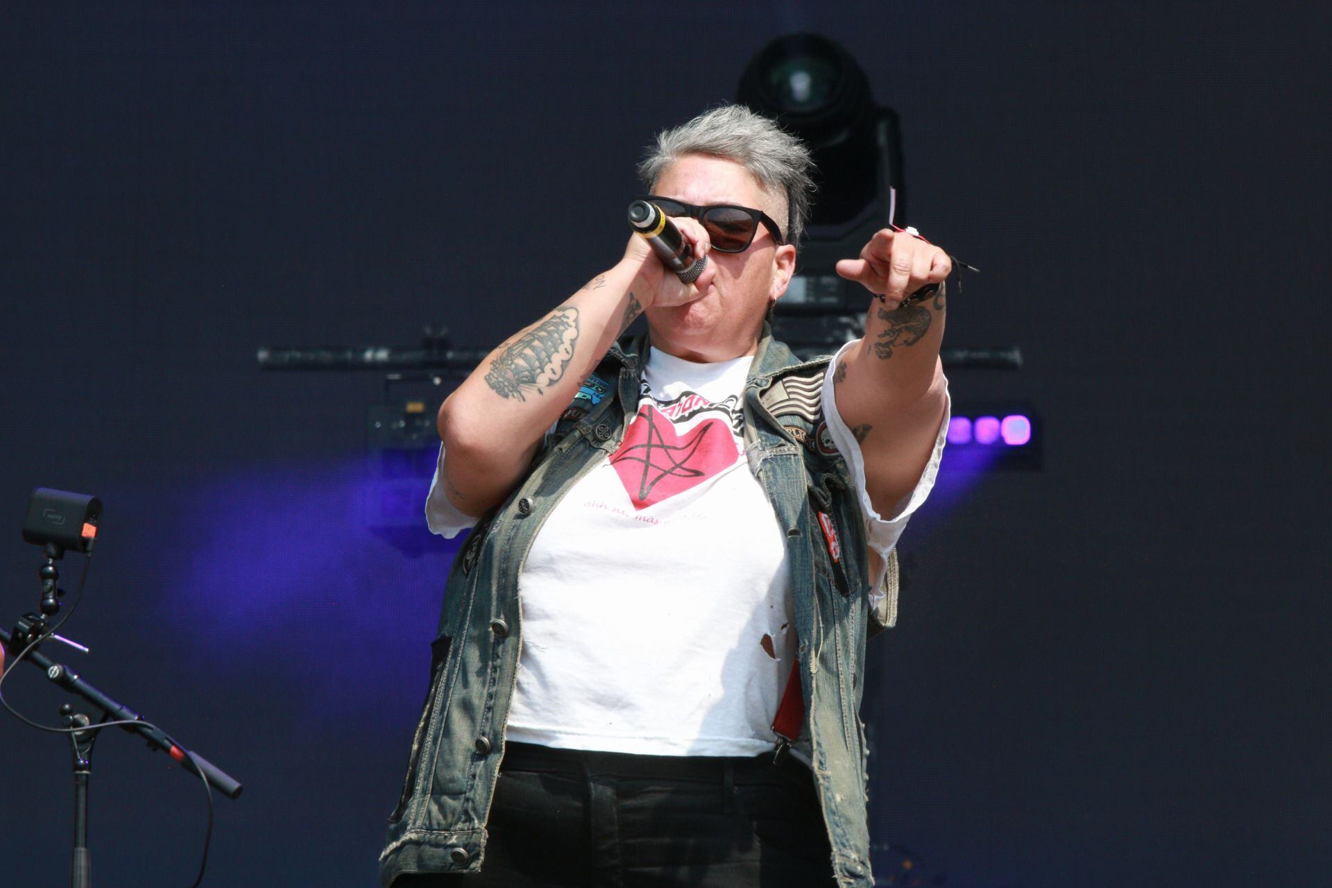 Son Rompe Pera lives Latino