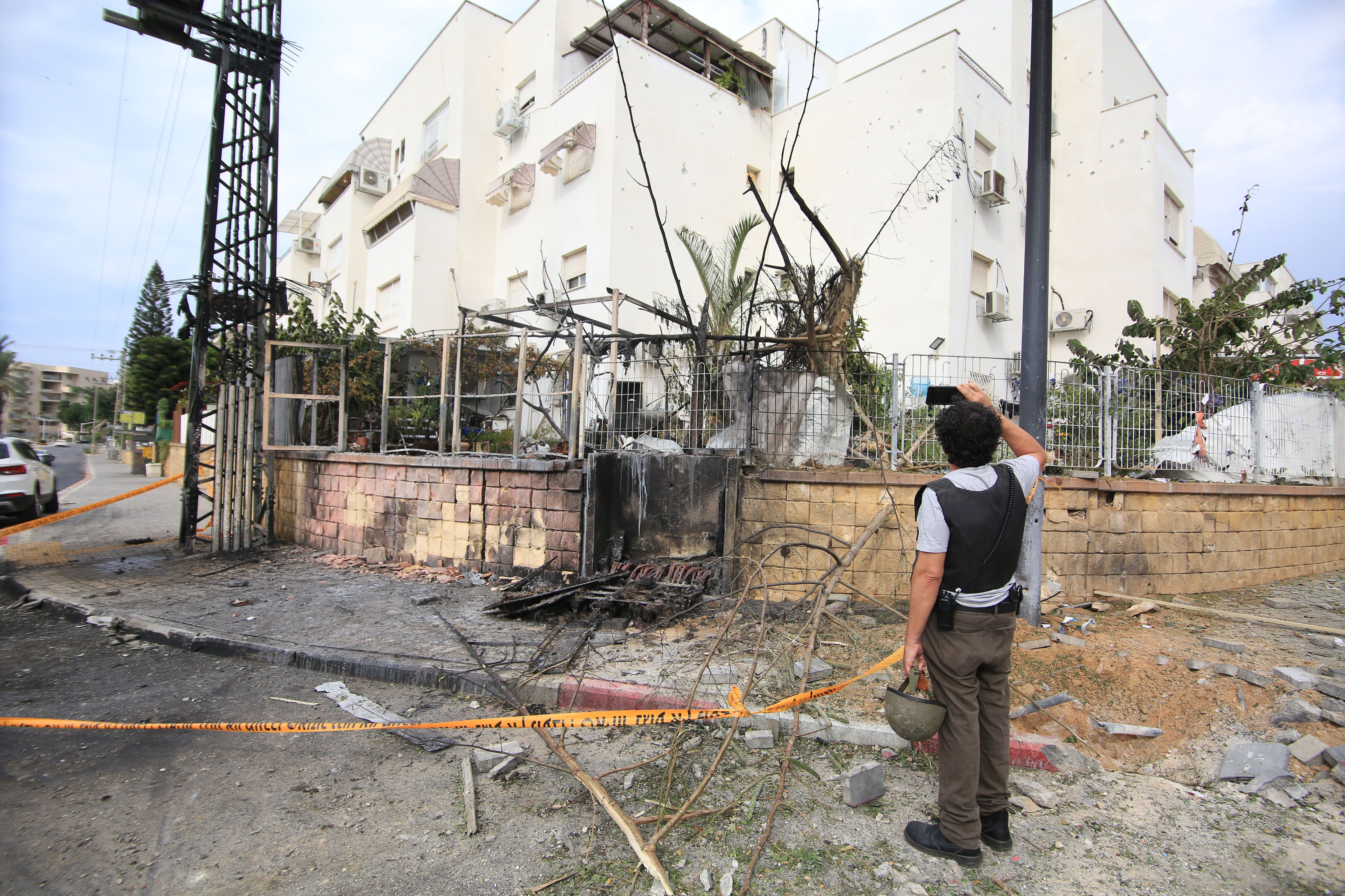 Daños materiales en la ciudad de Ascalón, en el sur de Israel, tras un ataque con proyectiles desde la Franja de Gaza. Europa Press/Contacto/saeedqaq
