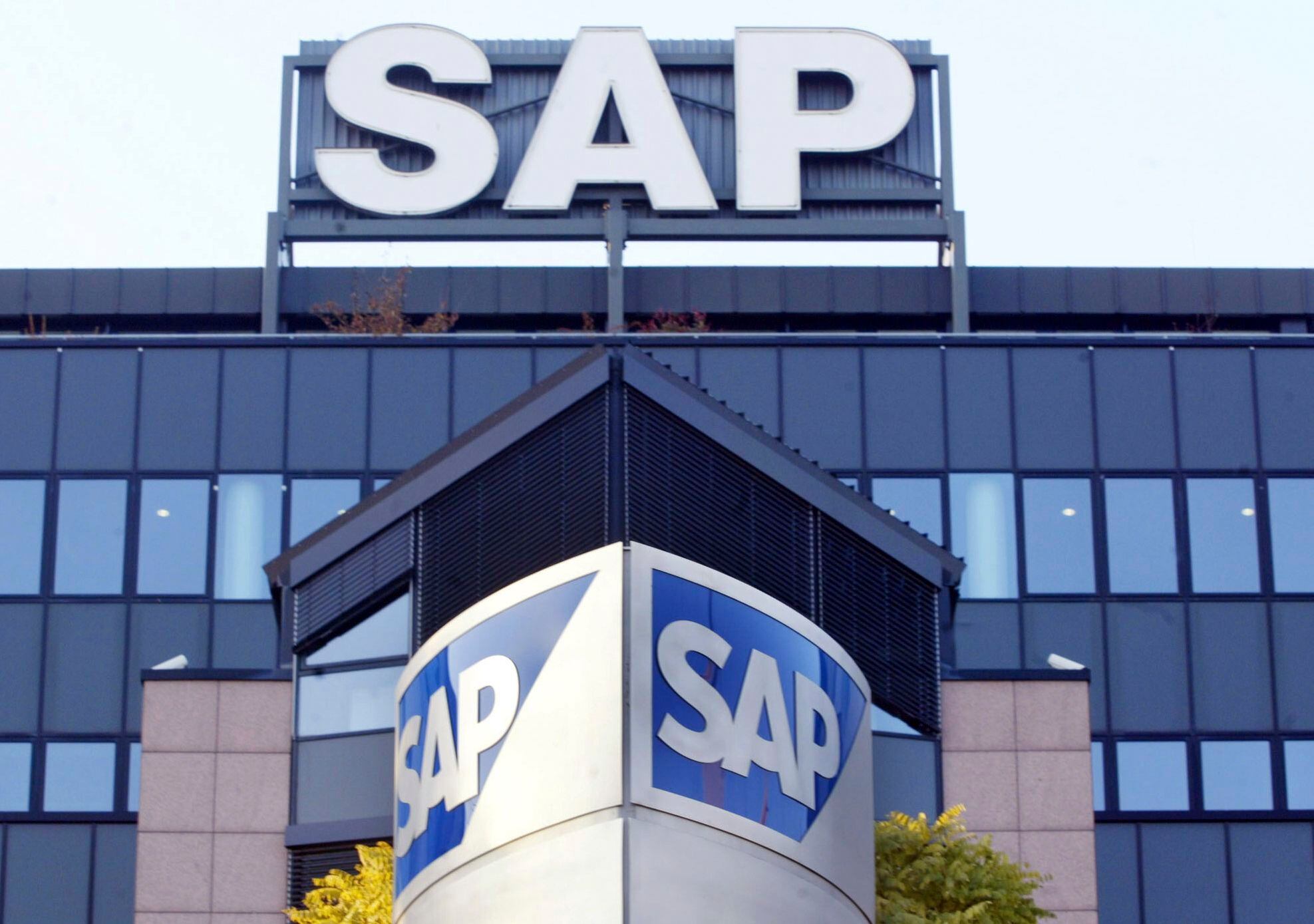 ARCHIVO - La sede de la firma alemana de software SAP en Walldorf, cerca de Heidelberg, aparece en esta imagen de archivo del 5 de noviembre de 2003. (AP Foto/Michael Probst,archivo)