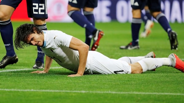 Edinson Cavani anotó su tanto número 46 con la camiseta uruguaya (REUTERS/Toru Hanai)