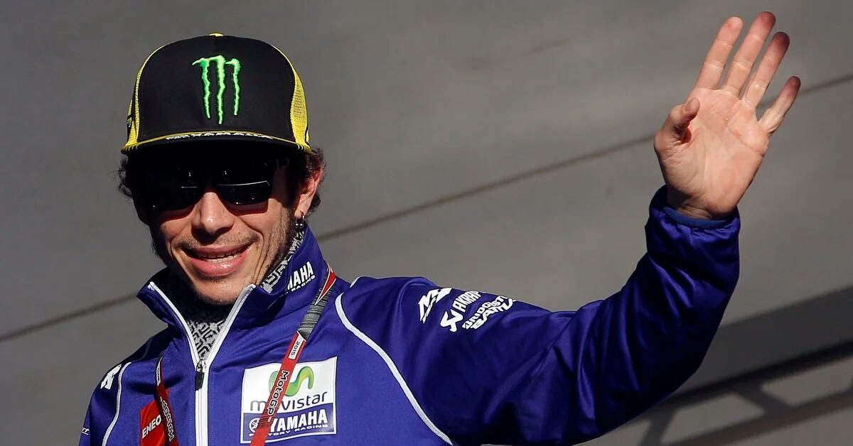 La fine di un’era nelle moto: l’italiano Valentino Rossi annuncia il suo ritiro
