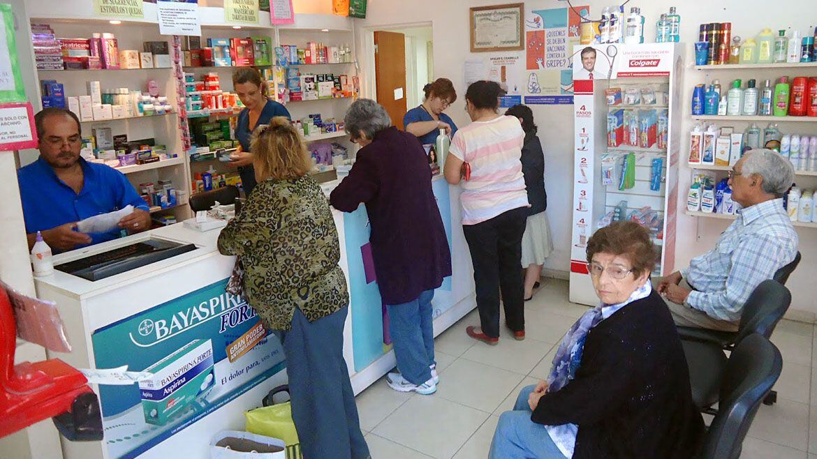 Las ventas en farmacias cayeron 39% anual en febrero y acumulan una baja de 42,4% interanual en el primer bimestre de 2024 (CAME)