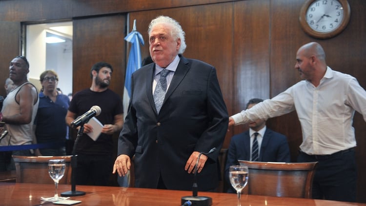 El ministro de Salud de la Nación, Ginés González García, al confirmar el primer caso de coronavirus
