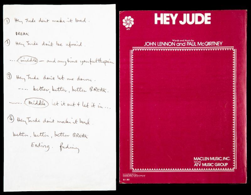 Notas de la grabación de Hey Jude tomadas por Paul McCartney que fueron adquiridas en una subasta por Julian Lennon (Reuters)