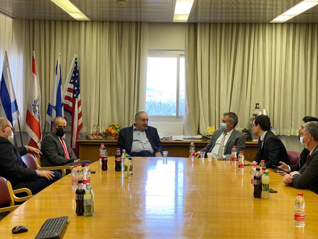 Reunión entre el embajador Urribarri y las autoridades sanitarias de Israel