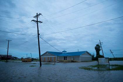 El impacto del huracán Laura (AFP)