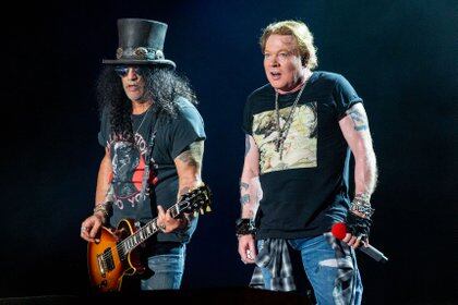En 1996, Slash dejó Guns N' Roses. Dijo que estaba harto de la poca profesionalidad de Axl, y los dos se convirtieron en enemigos públicos (Foto: Shutterstock)