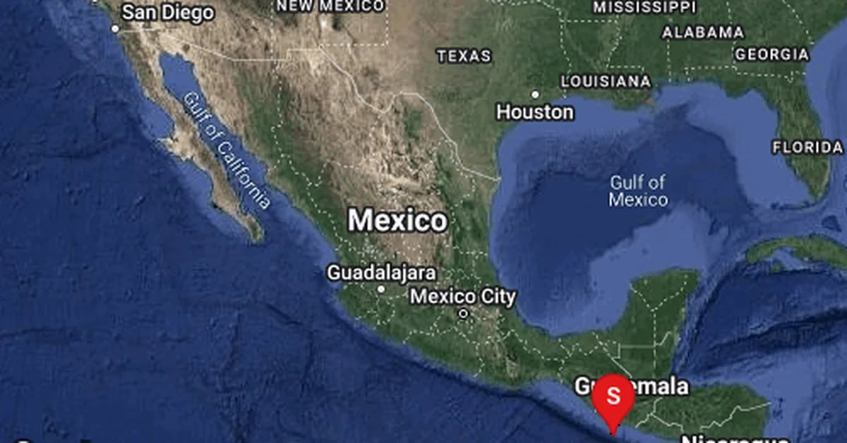 A magnitude 5 earthquake woke up southern Mexico on Thursday
