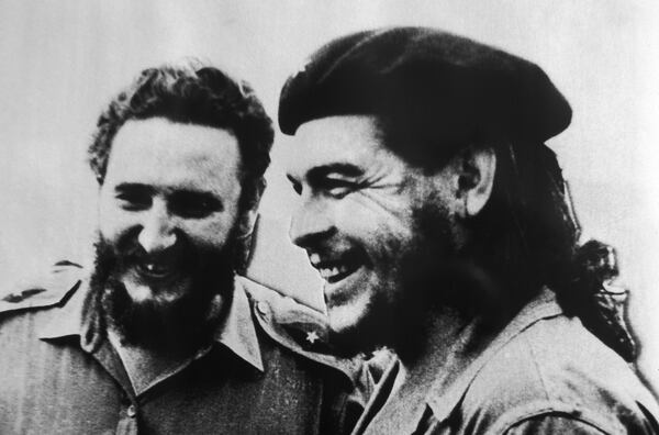 Fidel Castro junto al Che Guevara
