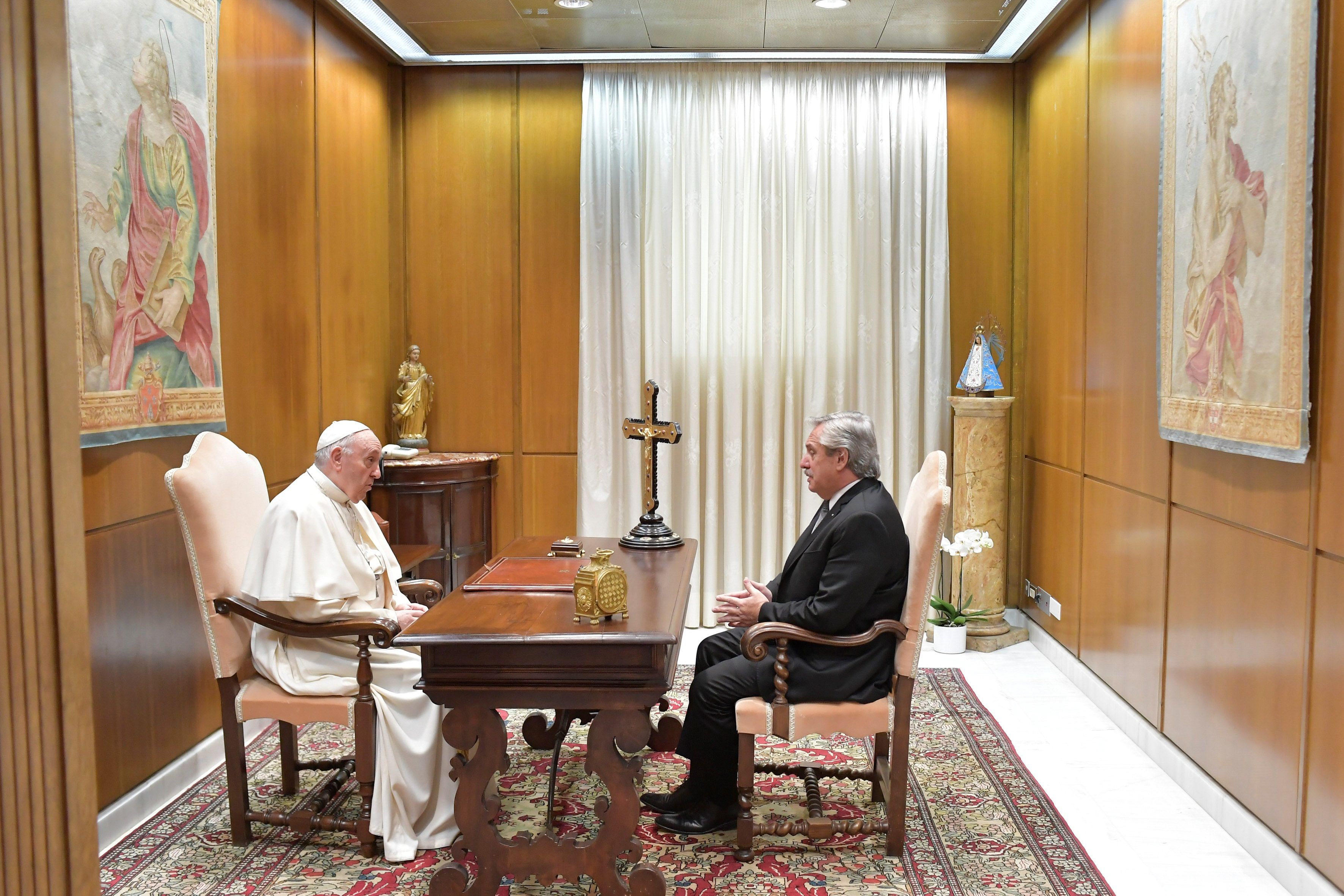 Alberto Fernández no visitará al Papa Francisco en Roma y reprogramó el viaje para después del 10 de diciembre. EFE / Prensa Vaticano

