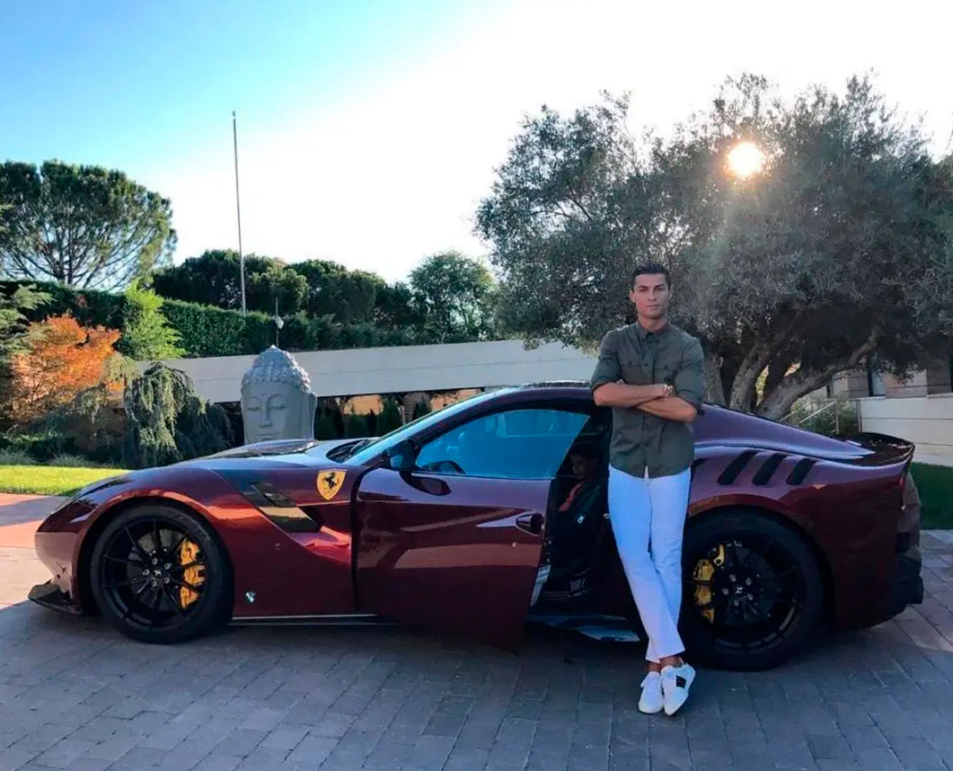 Ferrari LaFerrari (@Cristiano)