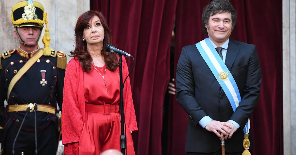 Cristina Kirchner a cité Los Redondos pour répondre à Javier Milei : « Calmez-vous président »