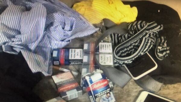 Entre el material robado había ropa, mallas, fundas de celulares y hasta cigarrillos (Telpin TV)