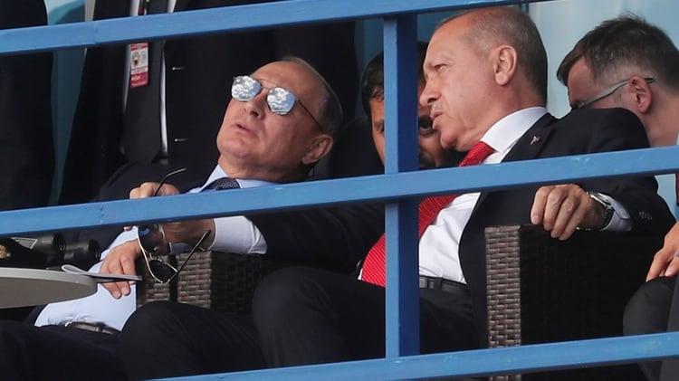 Vladimir Putin y Recep Tayyip Erdogan, una relación de tensiones y acercamientos aunque con diferentes capacidades estratégicas. 