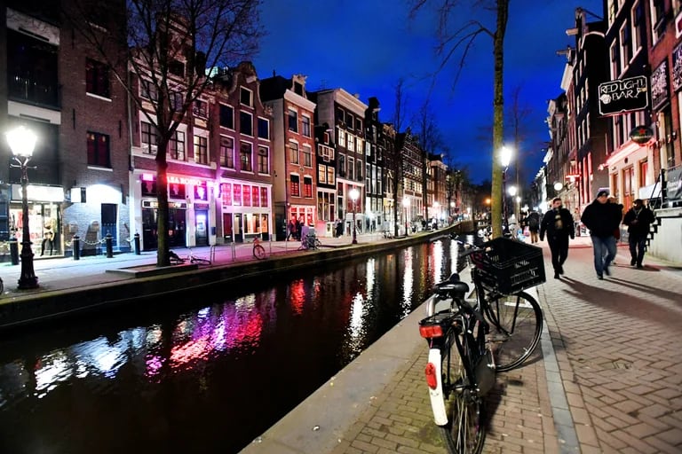 Ámsterdam avanza en su cruzada contra el turismo masivo con - Foro Holanda, Bélgica y Luxemburgo