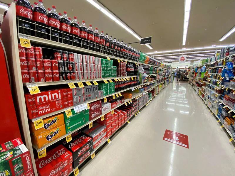 El aspartamo se halla en bebidas light, alimentos y medicamentos (REUTERS/Mario Anzuoni//File Photo)