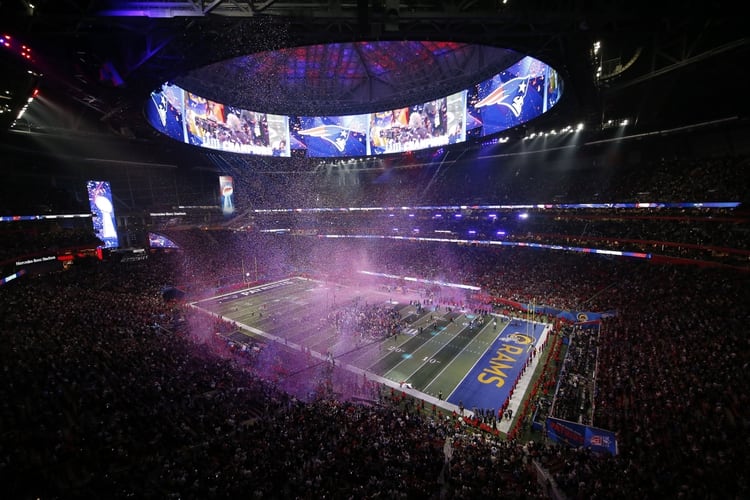 El Super Bowl, uno de los acontecimientos deportivos con mayor alcance mundial (EFE/EPA/MIKE ZARRILLI)