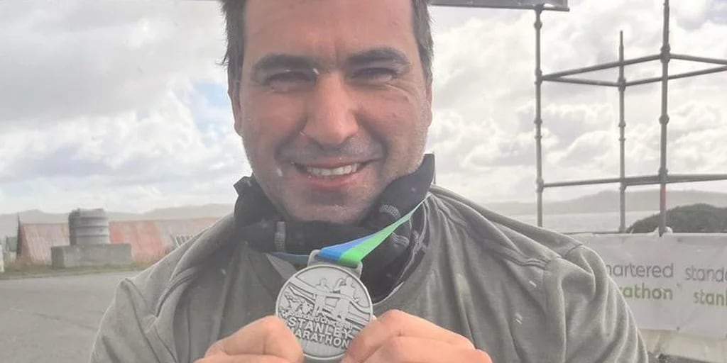 Un atleta argentino corrió la maratón de las Malvinas y contó su inolvidable experiencia: “Quería hacer los 42 kilómetros a 42 años de la guerra”  