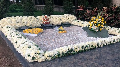 Hoy, casi tres décadas después de su muerte, la tumba de Pablo Escobar sigue siendo lugar de peregrinación.