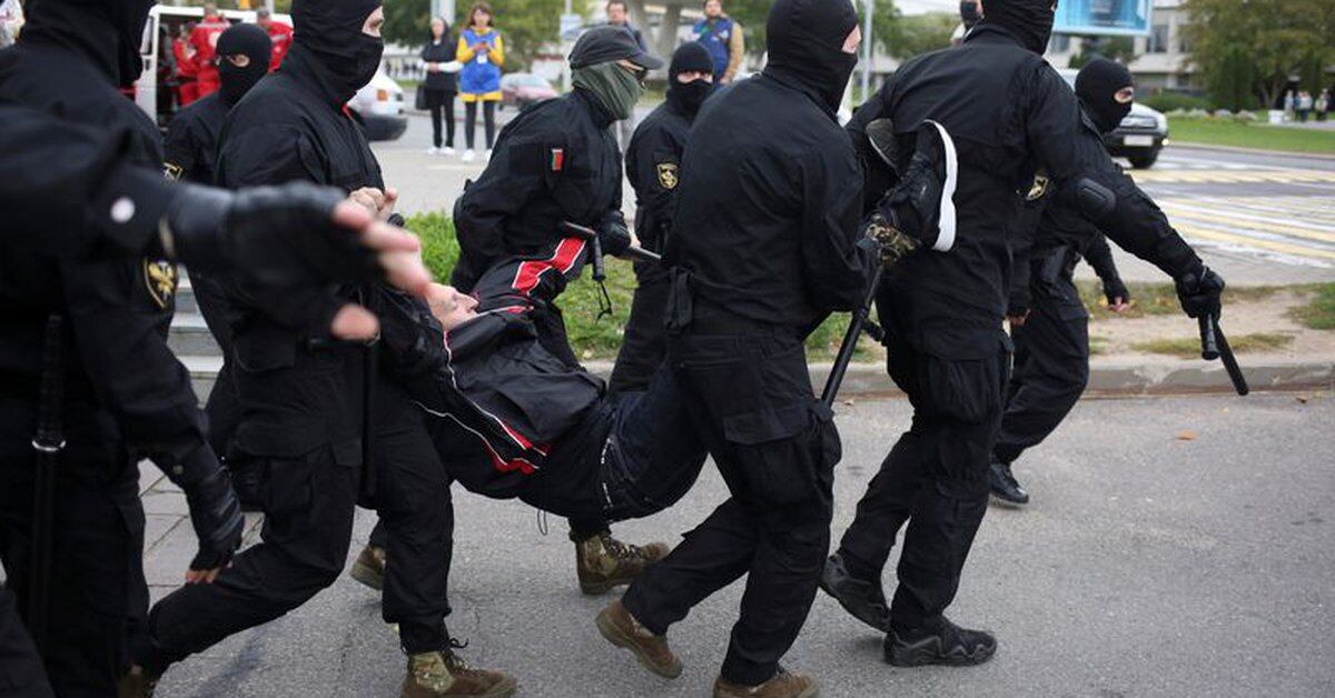 Photo of Nuevo día de protestas en Bielorrusia contra Alexander Lukashenko: la policía arrestó a unos 200 manifestantes