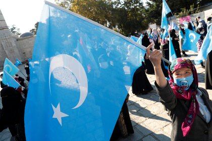 Manifestación de la minoría étnica Uigur contra China en Estambul. REUTERS/Murad Sezer