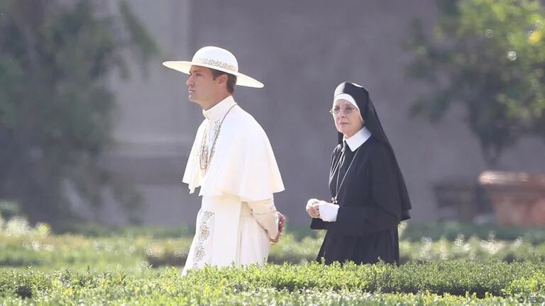 Jude Law Es El Papa En El Avance De La Miniserie De Paolo Sorrentino Infobae
