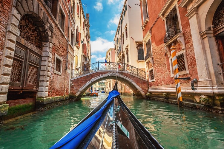 El cÃ³mic relata un viaje por las hermosos canales de Venecia y resalta la capacidad emocional del lector haciendo que personas con visual reducida, disfruten de la experiencia mediante una historieta (iStock)