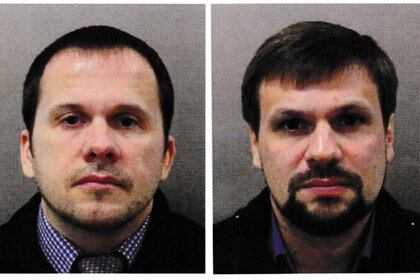 Dos hombres que usan los alias Alexander Petrov y Ruslan Boshirov, acusados formalmente en Gran Bretaña de intentar asesinar al exoficial de inteligencia ruso Sergei Skripal y a su hija Yulia en 2018, son vistos en una imagen entregada por la Policía Metropolitana en Londres, Reino Unido. Ambos son miembros de la temible Unidad 29155 del GRU (Reuters)