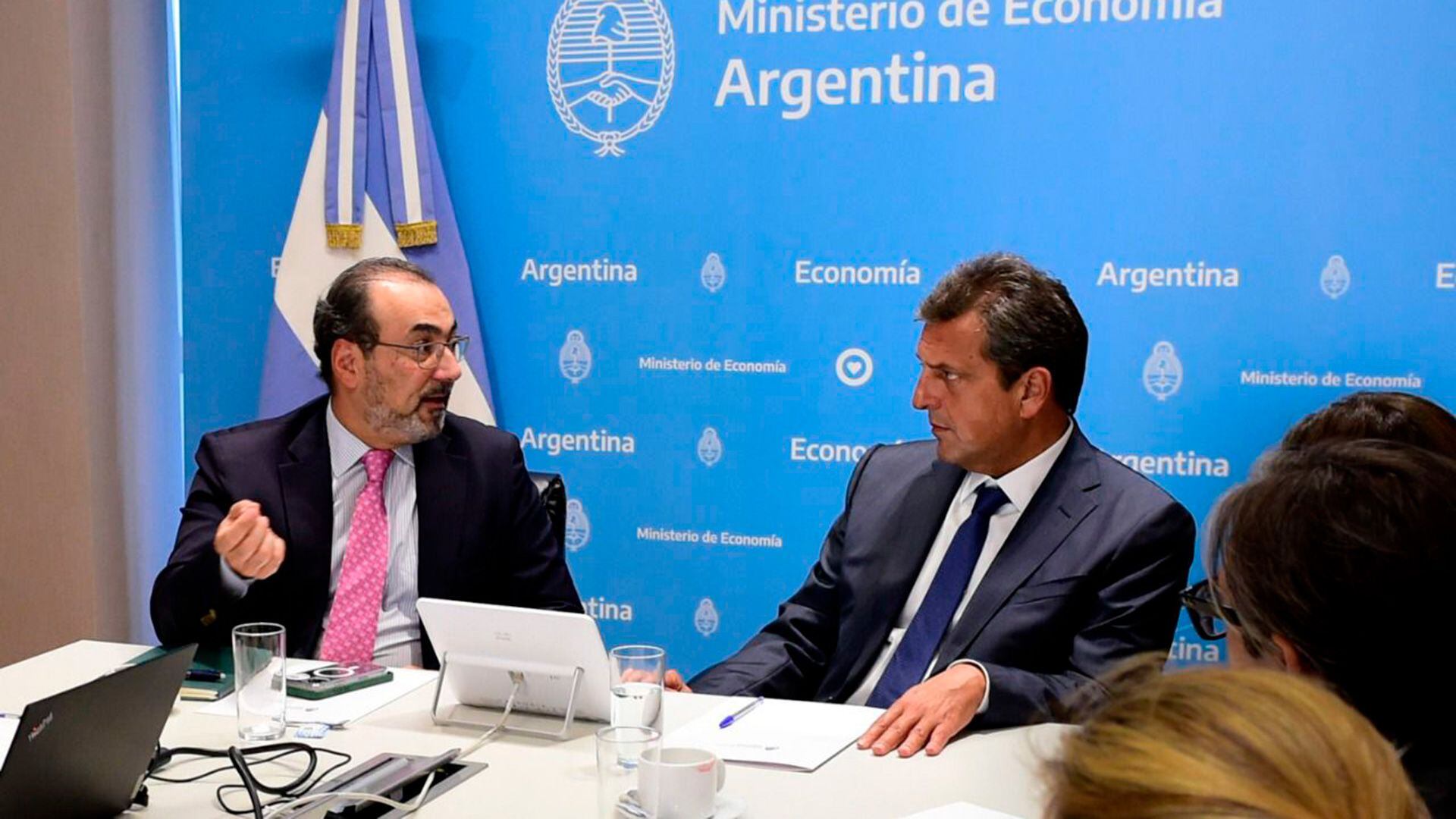 Massa con el presidente de la CAF Sergio Díaz Granados