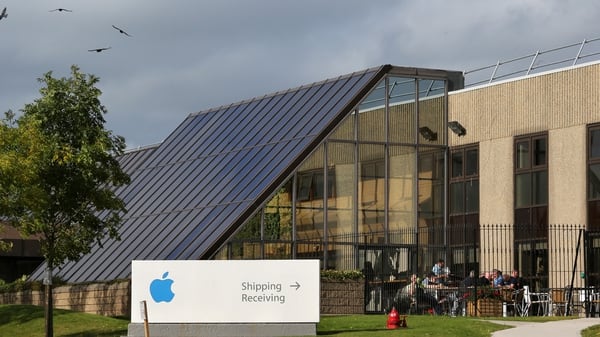 Edificio de Apple en Irlanda, un país que atrae cuarteles generales de multinacionales por sus bajos impuestos pero que pertenece a la UE (AFP)