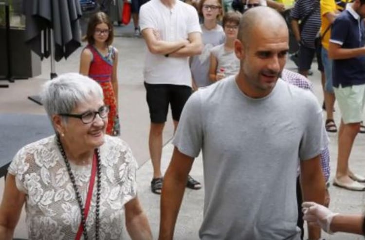 El entrenador donó un millón de euros para combatir la enfermedad