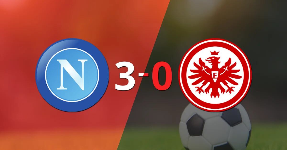 Napoli beat Eintracht Frankfurt to advance to the quarter-finals