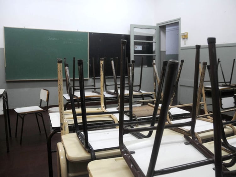 Las clases presenciales están suspendidas en todo el país desde el 16 de marzo (Télam)