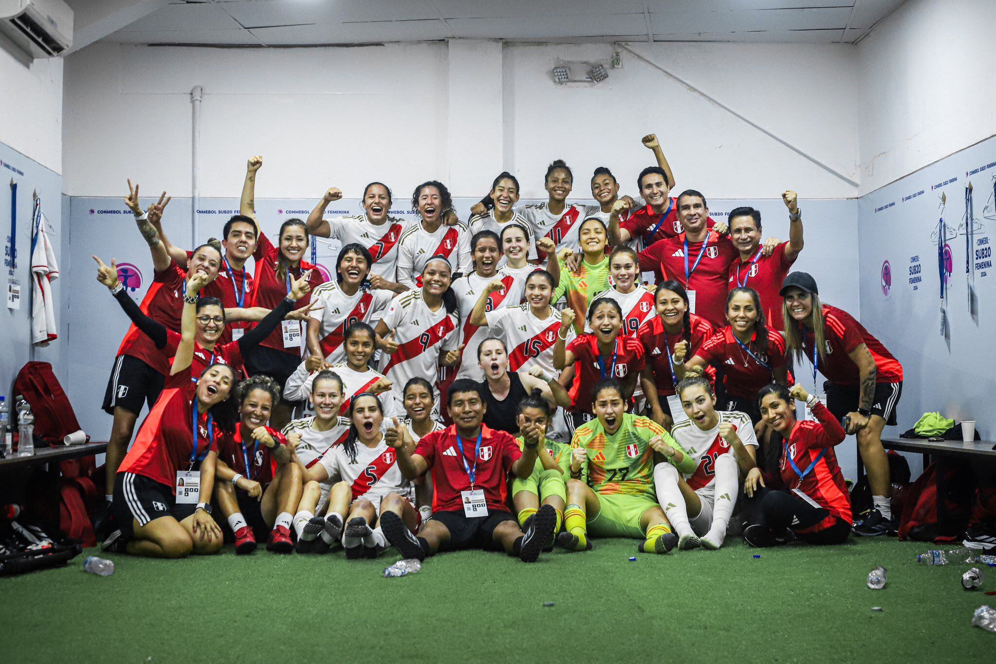 Perú clasificó al hexagonal final del Sudamericano Femenino Sub 20 tras derrotar a Uruguay. (La Bicolor)