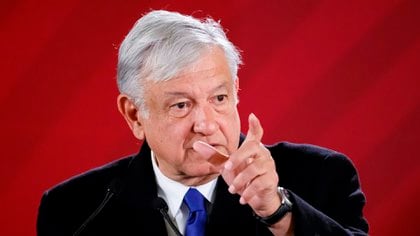 En el documento también se destacó dirección incierta de la política del gobierno de López Obrador como la principal razón detrás de la contracción con futuros riesgos a la baja para el crecimiento económico de México. (Foto: José Méndez/EFE)