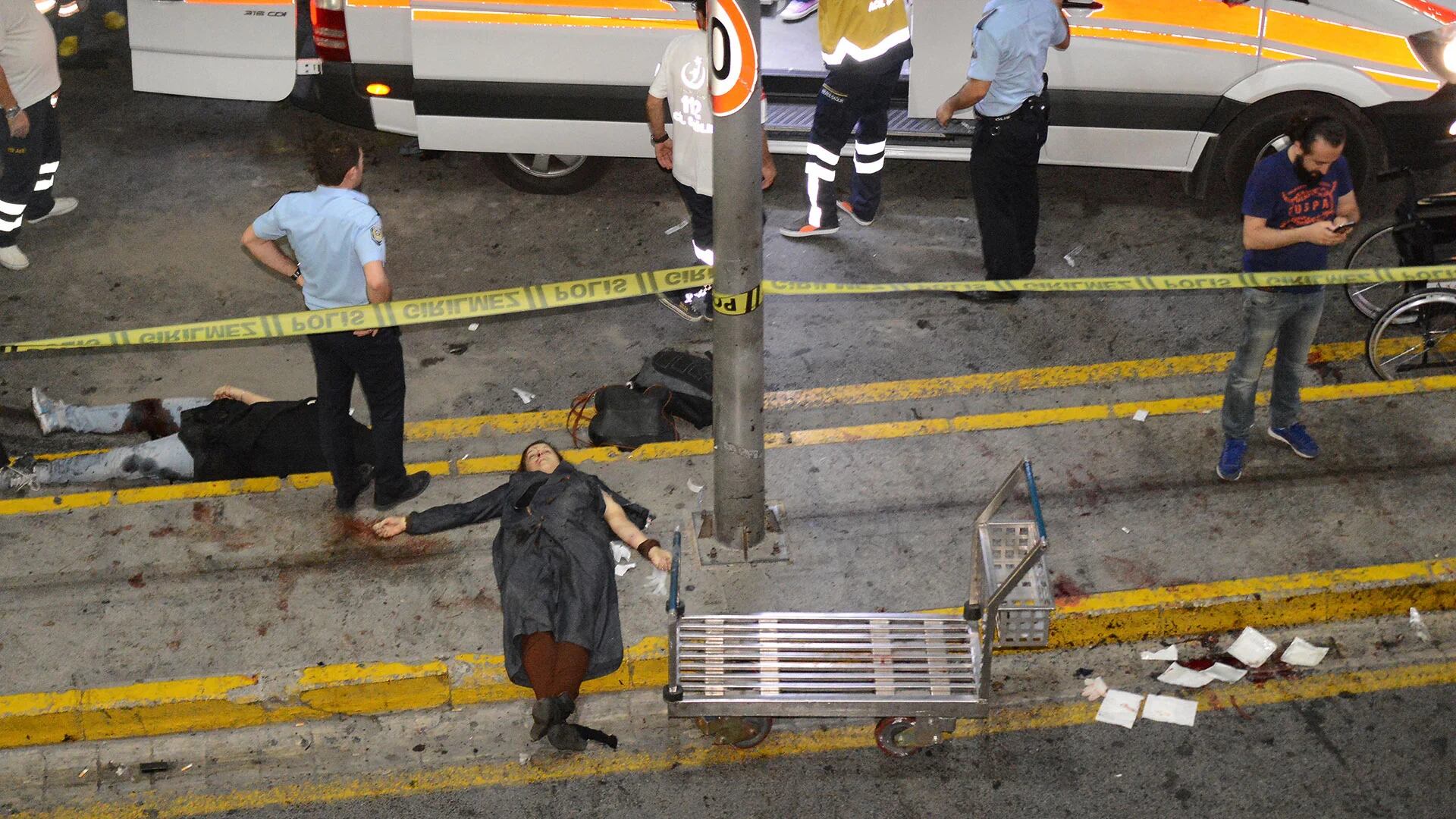 Las imágenes del horror en Estambul (Reuters)