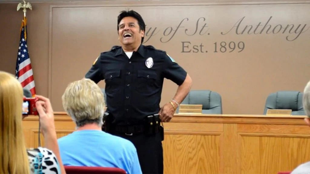 Erik Estrada juró como agente de la policía en Idaho