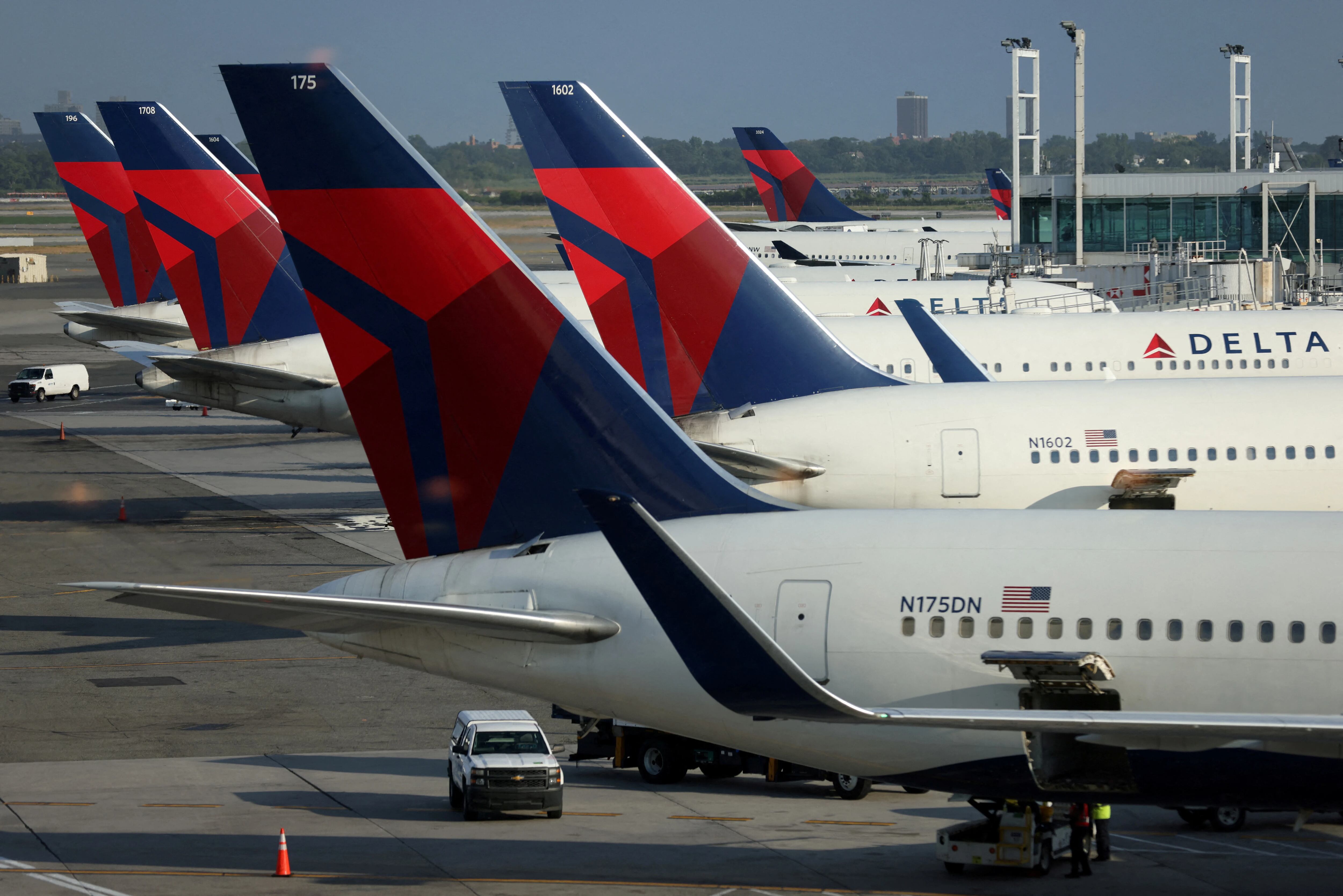 This is your captain speaking: Delta Air Lines becomes first company to integrate brand with LA28 logo