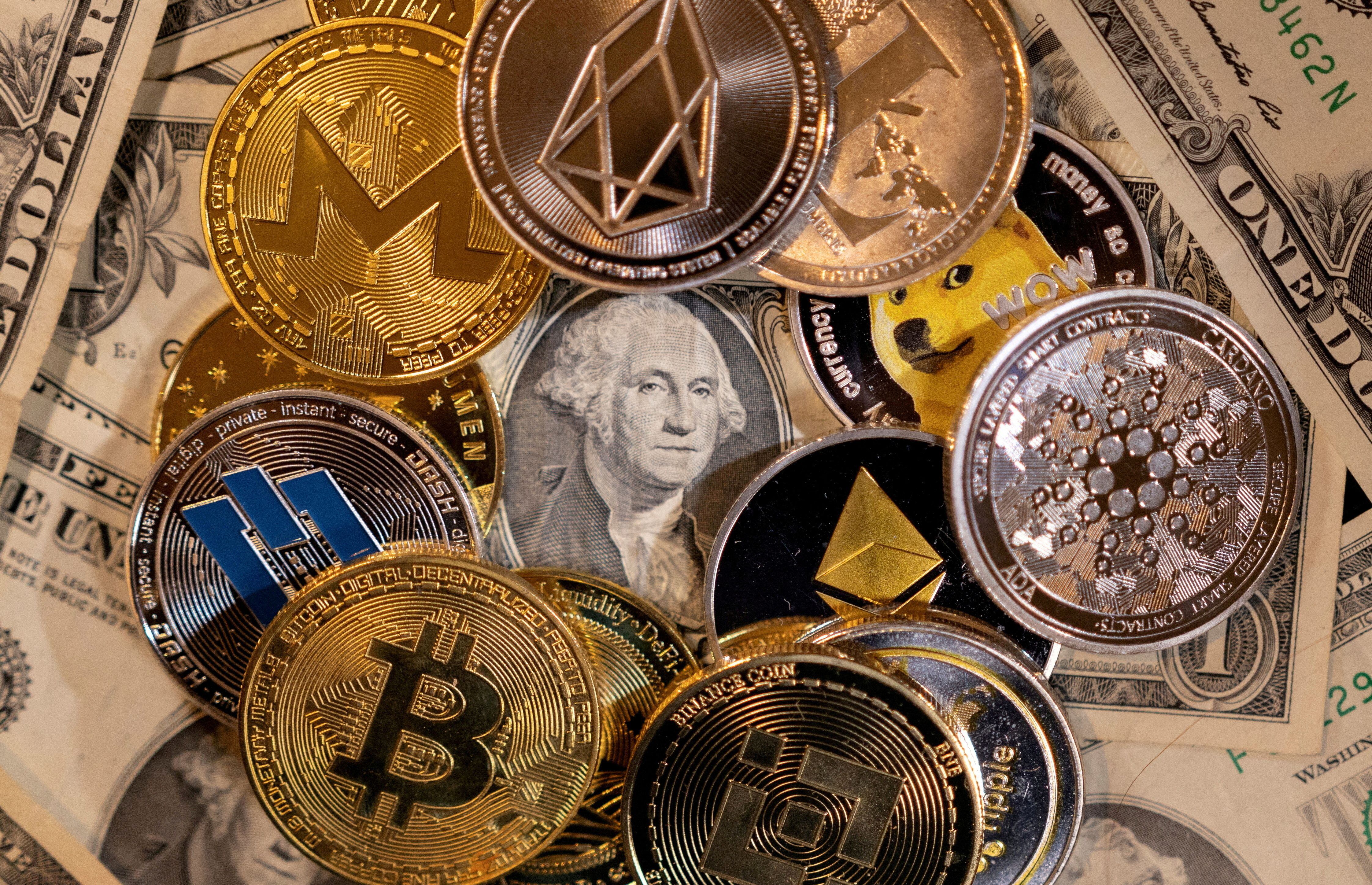 Las stablecoins son las criptomonedas cuyo valor está atado al de una moneda convencional, como el dólar o el euro (Reuters)