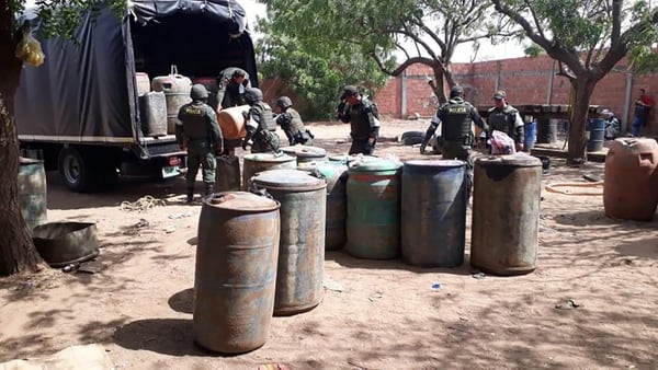 Incautación de galones de gasolina en Maicao, La Guajira.