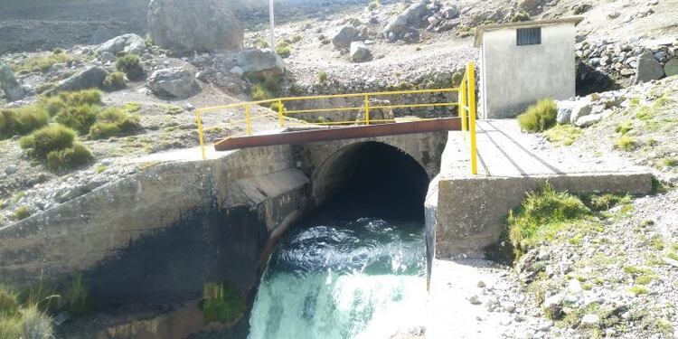 El túnel atraviesa la cordillera de los Andes (foto: CooperAcción)