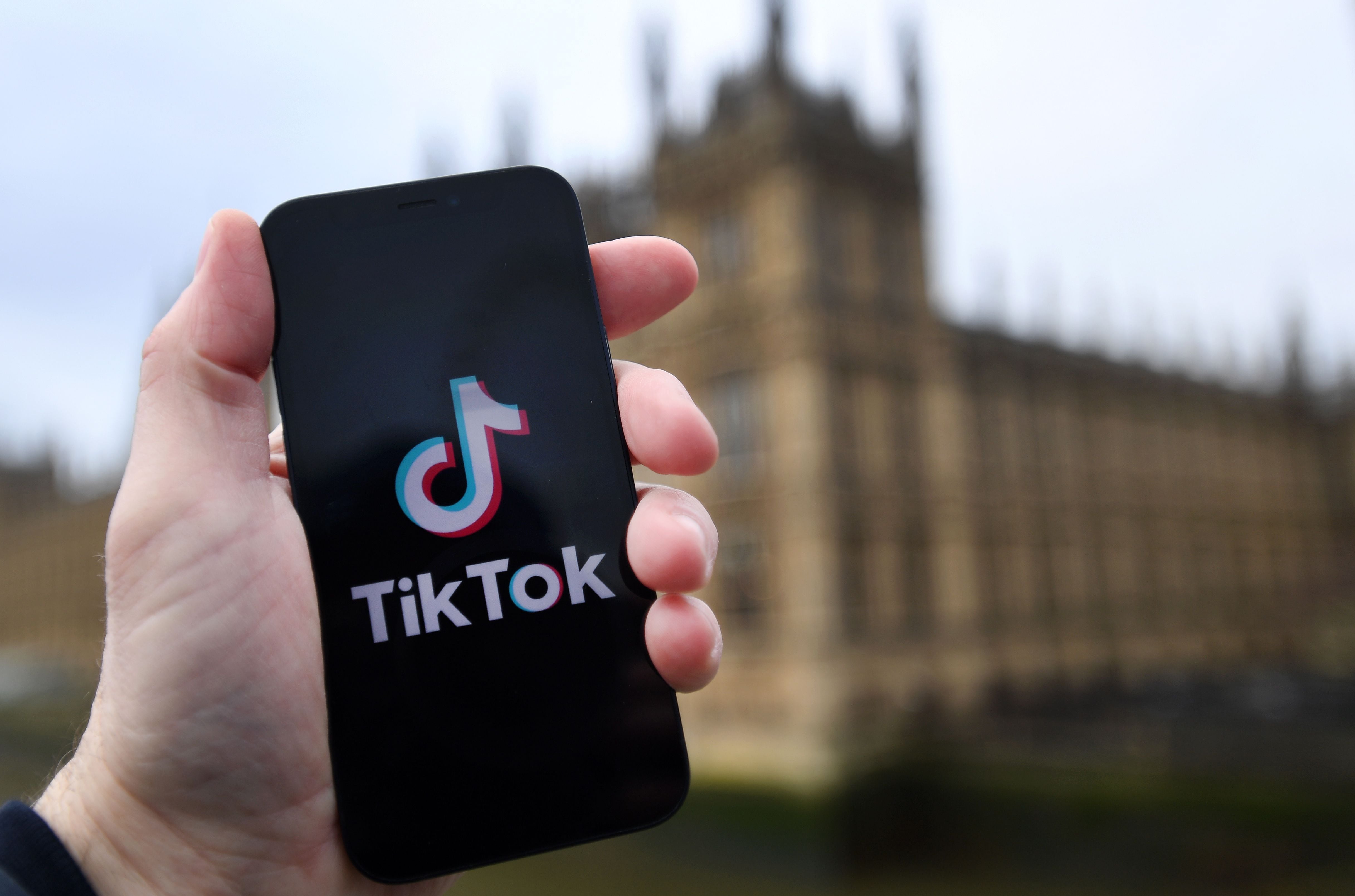 El logo de TikTok en un smartphone. EFE/EPA/ANDY RAIN/Archivo
