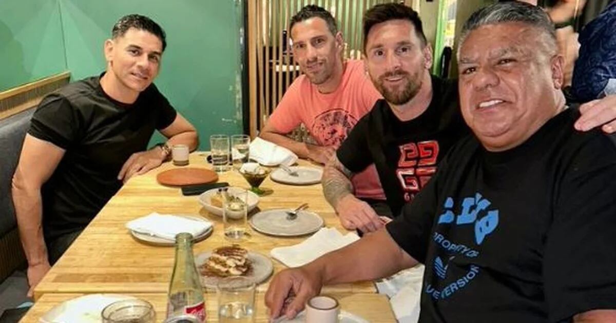 The reason for the dinner between Lionel Messi and Czech Tapia: the two former Argentine national teams who accompanied them