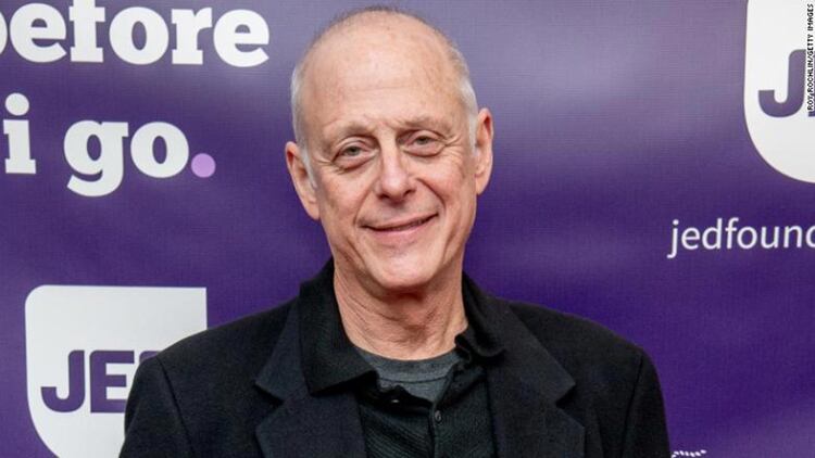 El actor Mark Bloom, de 69 años, es la primera estrella de Hollywood que muere a causa del coronavirus.